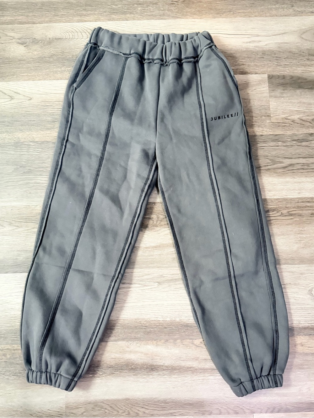 NEW Layere Jubilee Off Charcoal Inverted Stitching Sweatpants Gray Joggers Pants - Picture 5 of 16
